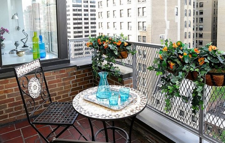 Creative Apartment Balcony Decor Ideas to Spruce Up Your Place
