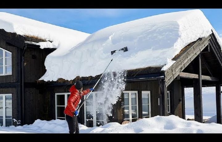 How Is Roof Snow Load Measured?