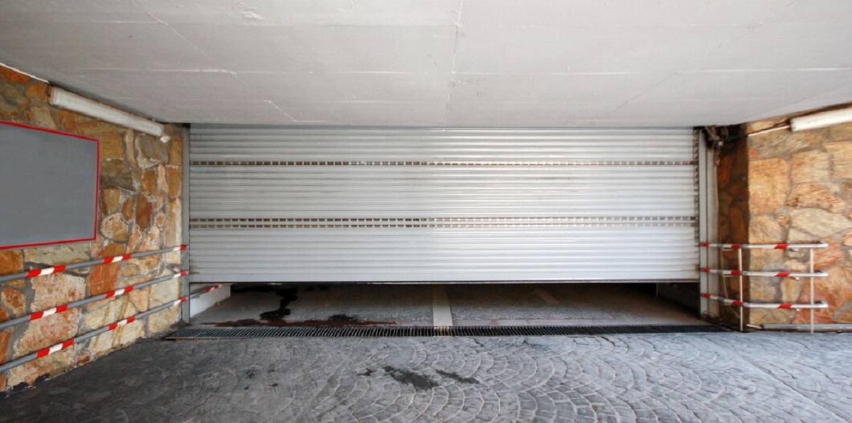 How to Fix a Broken Garage Door Track