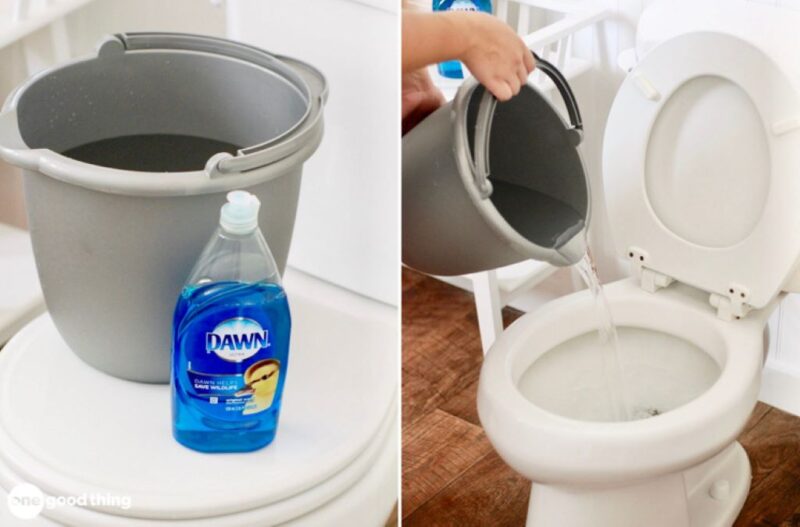 Unclog Toilet: Expert Techniques for a Plunger-Free Solution